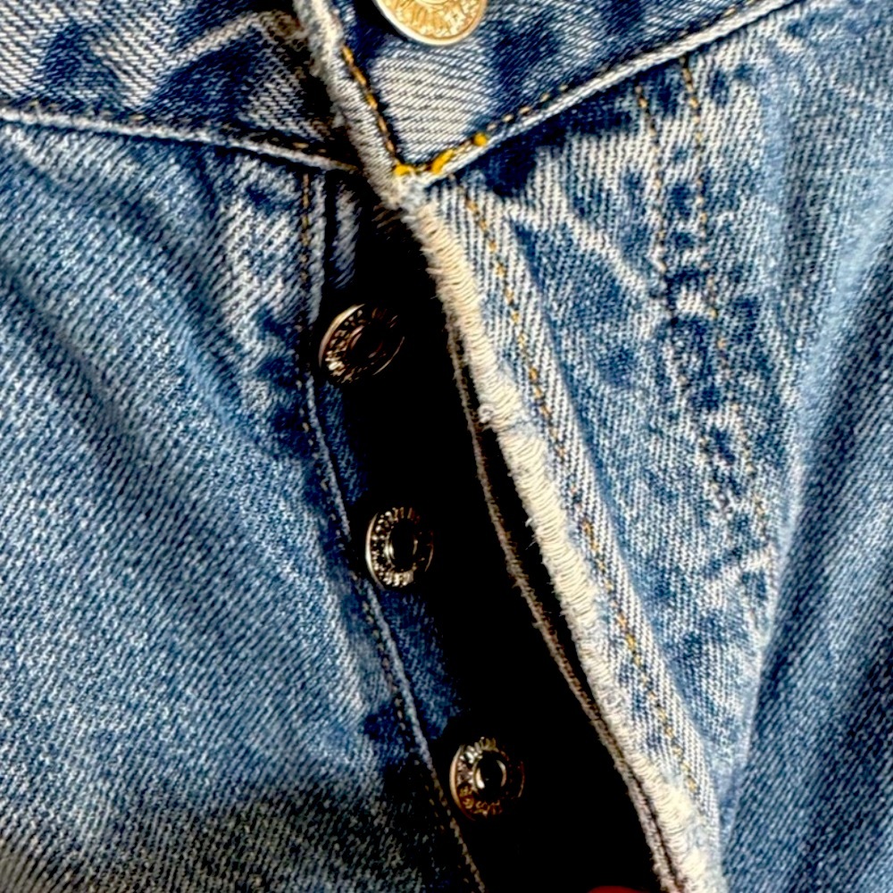 CITIZENS OF HUMANITY
EMERY CROP RELAXED STRAIGHT JEANS - OLD
BLUE - Picture 6 of 14